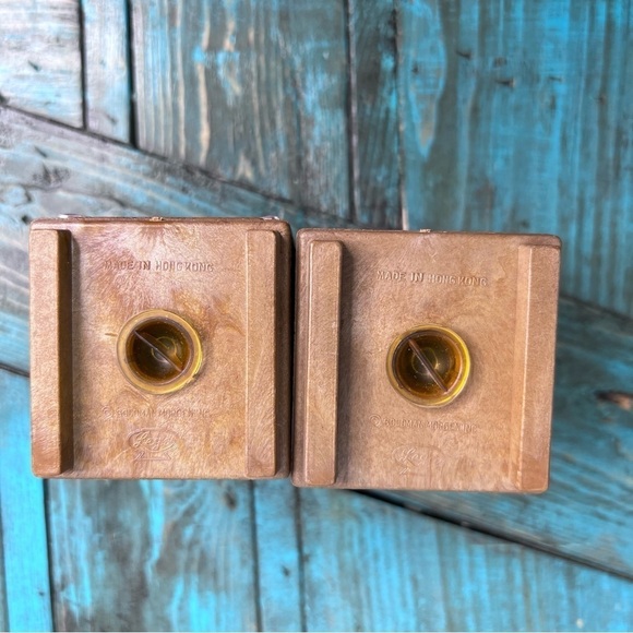 Vintage Plastic Icebox Salt and Pepper Shakers Kitsch Kitchen Decor - Picture 10 of 12